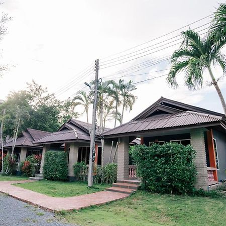 Frank Ao Nang Krabi Resort Exteriör bild