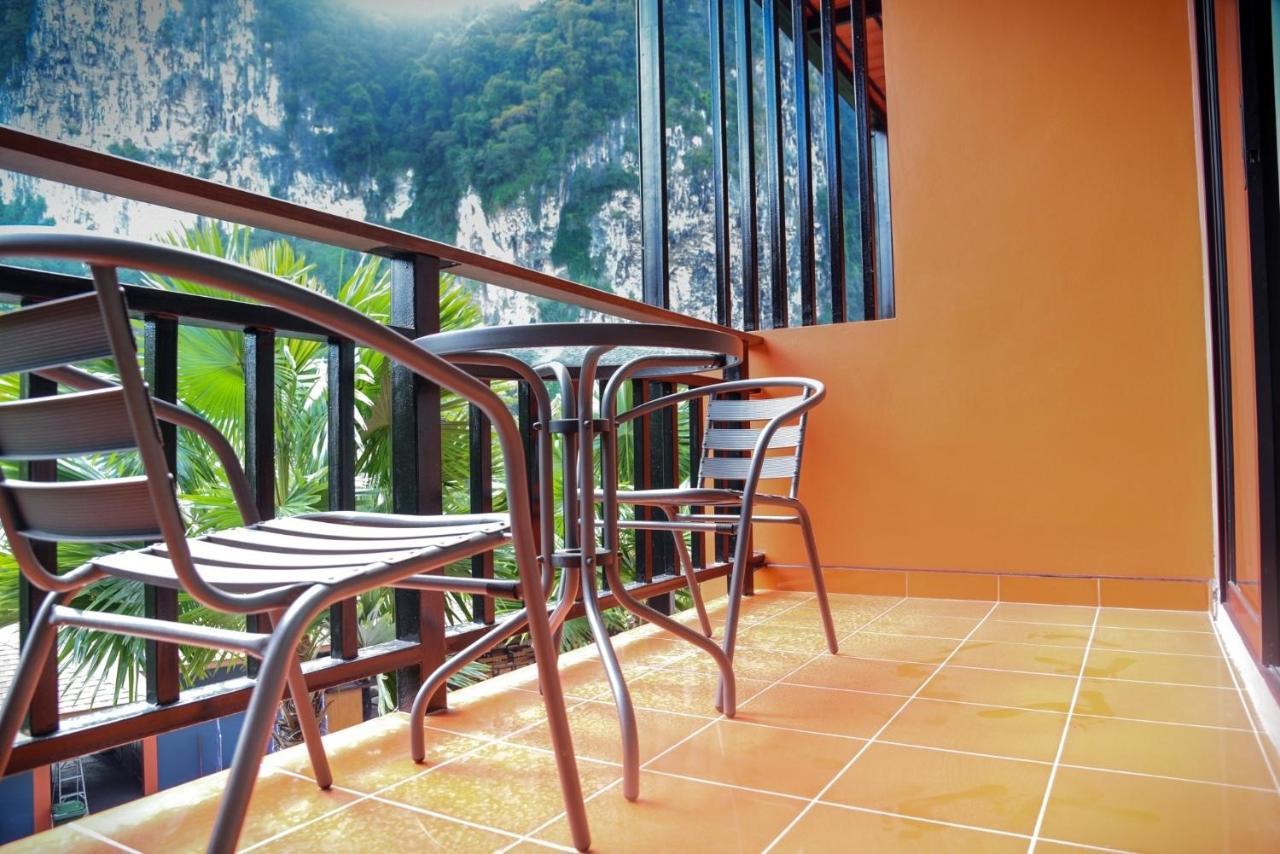 Frank Ao Nang Krabi Resort Rum bild